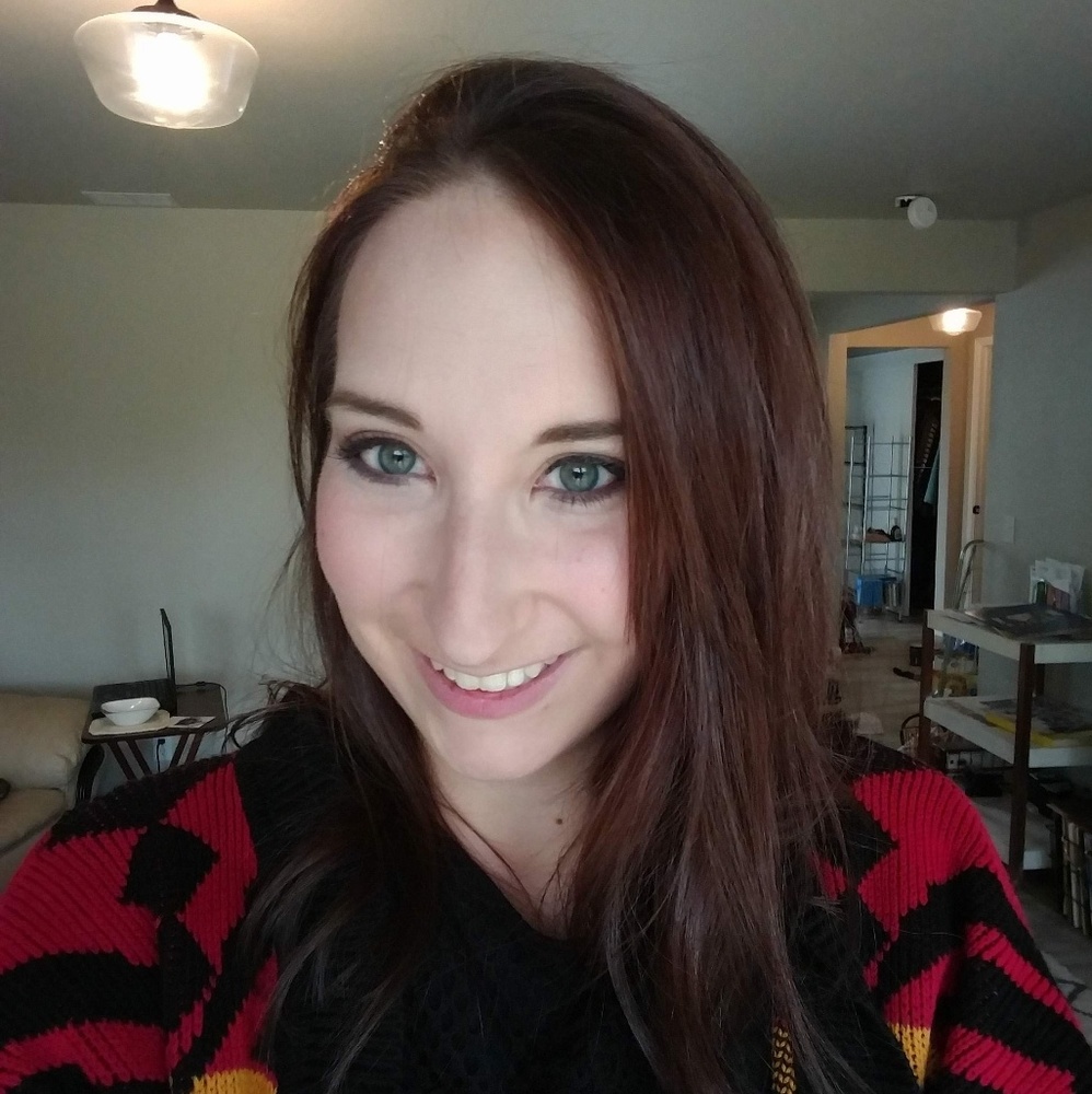 Meet your Posher, Kasie